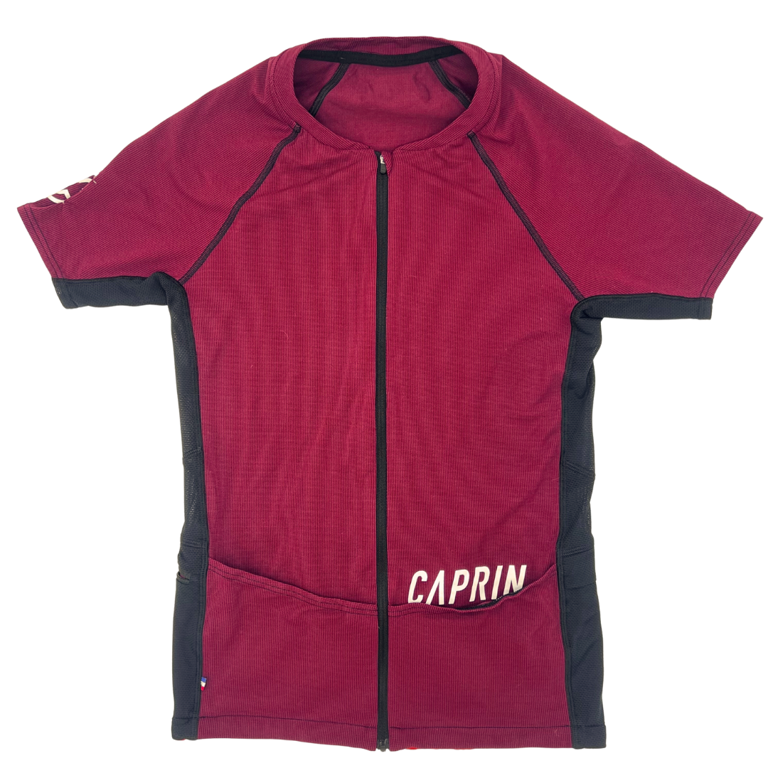 Photo de l'avant maillot de trail Cargoo de Caprin